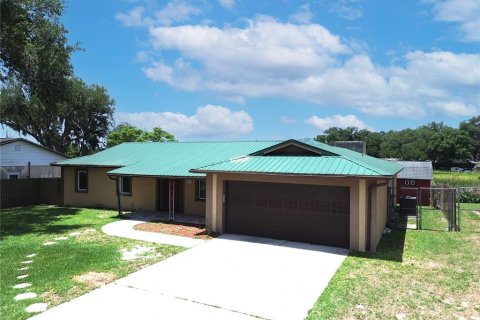 House in Seffner, Florida 3 bedrooms, 152.73 sq.m. № 2113668 - photo 7