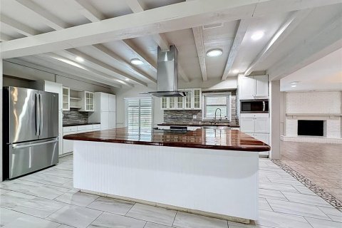 House in Seffner, Florida 3 bedrooms, 152.73 sq.m. № 2113668 - photo 4