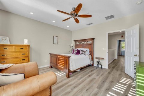 Townhouse in Orlando, Florida 2 bedrooms, 192.31 sq.m. № 2201835 - photo 23