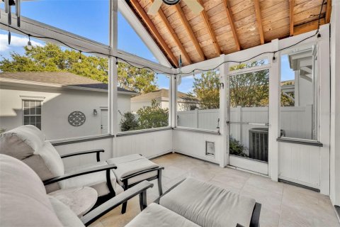 Townhouse in Orlando, Florida 2 bedrooms, 192.31 sq.m. № 2201835 - photo 27