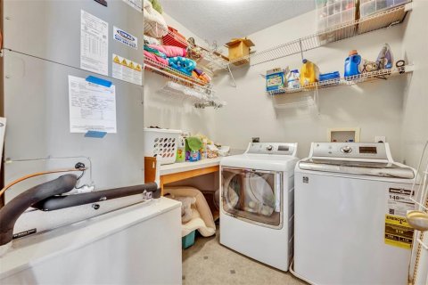 Townhouse in Orlando, Florida 2 bedrooms, 192.31 sq.m. № 2201835 - photo 26