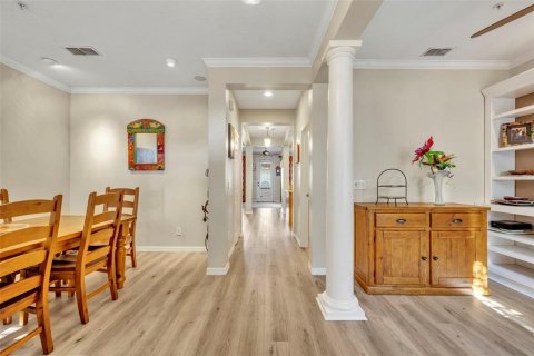 Townhouse in Orlando, Florida 2 bedrooms, 192.31 sq.m. № 2201835 - photo 12