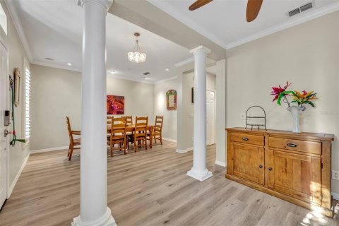 Townhouse in Orlando, Florida 2 bedrooms, 192.31 sq.m. № 2201835 - photo 14