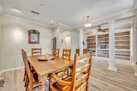 Townhouse in Orlando, Florida 2 bedrooms, 192.31 sq.m. № 2201835 - photo 16