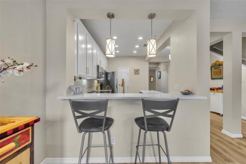 Townhouse in Orlando, Florida 2 bedrooms, 192.31 sq.m. № 2201835 - photo 10