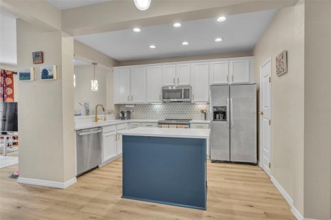 Townhouse in Orlando, Florida 2 bedrooms, 192.31 sq.m. № 2201835 - photo 5