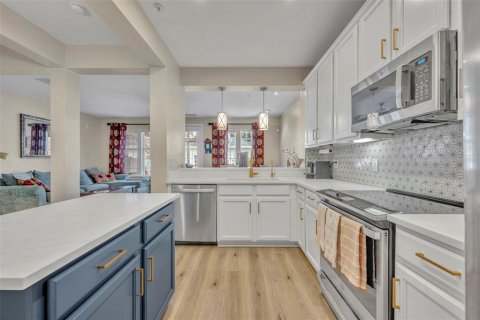 Townhouse in Orlando, Florida 2 bedrooms, 192.31 sq.m. № 2201835 - photo 7