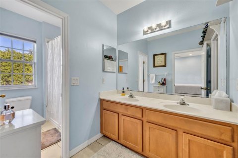 Townhouse in Orlando, Florida 2 bedrooms, 192.31 sq.m. № 2201835 - photo 22