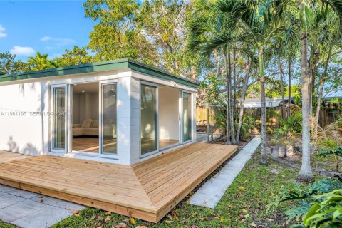 Villa ou maison à vendre à North Miami Beach, Floride: 3 chambres, 189.52 m2 № 2044875 - photo 24