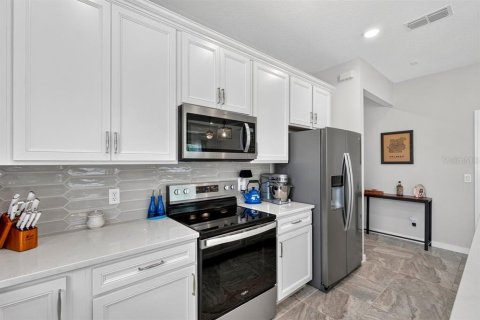 Casa en venta en DeLand, Florida, 4 dormitorios, 171.31 m2 № 2152053 - foto 5