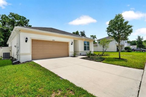 Casa en venta en DeLand, Florida, 4 dormitorios, 171.31 m2 № 2152053 - foto 2