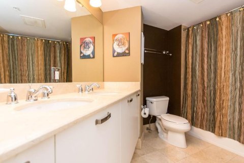 Condo in Fort Lauderdale, Florida, 2 bedrooms № 2250933 - photo 17