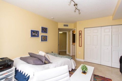 Condo in Fort Lauderdale, Florida, 2 bedrooms № 2250933 - photo 18