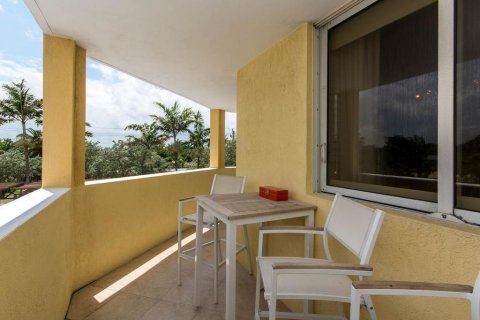 Condo in Fort Lauderdale, Florida, 2 bedrooms № 2250933 - photo 20