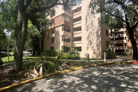 Condominio en alquiler en Plantation, Florida, 1 dormitorio, 65.77 m2 № 1227881 - foto 1