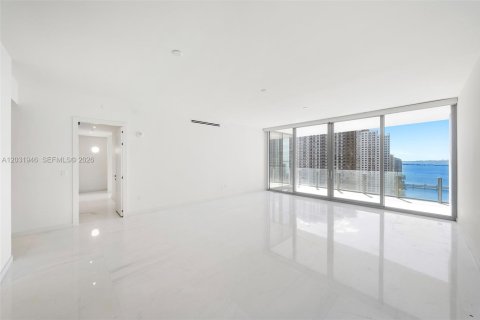 Condominio en venta en Miami, Florida, 4 dormitorios, 328.5 m2 № 2077934 - foto 17