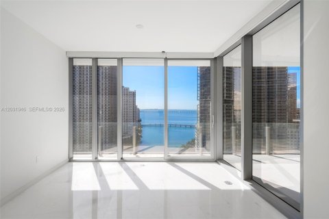 Condominio en venta en Miami, Florida, 4 dormitorios, 328.5 m2 № 2077934 - foto 28