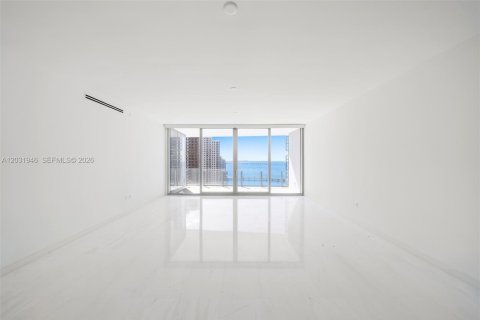 Condominio en venta en Miami, Florida, 4 dormitorios, 328.5 m2 № 2077934 - foto 16