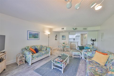Condominio en venta en Apollo Beach, Florida, 2 dormitorios, 120.4 m2 № 1879469 - foto 11