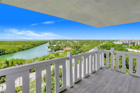 Condominio en venta en Key Biscayne, Florida, 2 dormitorios, 165.55 m2 № 1977712 - foto 1