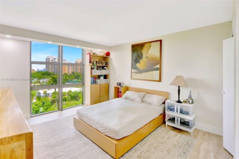 Condominio en venta en Key Biscayne, Florida, 2 dormitorios, 165.55 m2 № 1977712 - foto 9