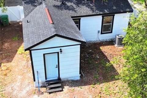 House in Tampa, Florida 2 bedrooms, 87.24 sq.m. № 1895136 - photo 16