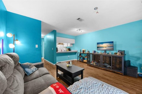 Condominio en venta en Gainesville, Florida, 2 dormitorios, 93 m2 № 1774692 - foto 8