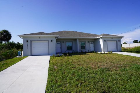 Apartment in Port Charlotte, Florida 3 bedrooms, 111.48 sq.m. № 2234872