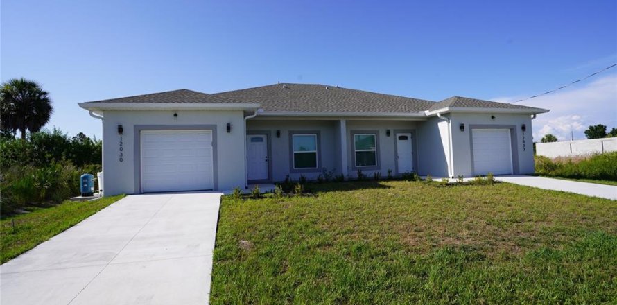 Apartment in Port Charlotte, Florida 3 bedrooms, 111.48 sq.m. № 2234872