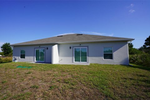 Apartment in Port Charlotte, Florida 3 bedrooms, 111.48 sq.m. № 2234872 - photo 6
