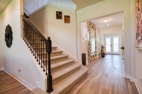 House in Orlando, Florida 4 bedrooms, 390.65 sq.m. № 2104903 - photo 17