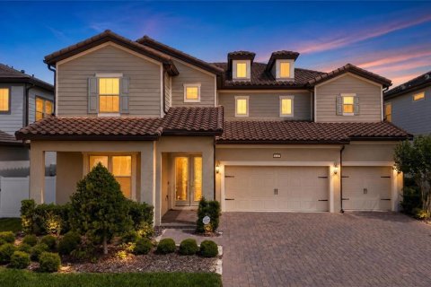 Casa en Orlando, Florida 4 dormitorios, 390.65 m2 № 2104903