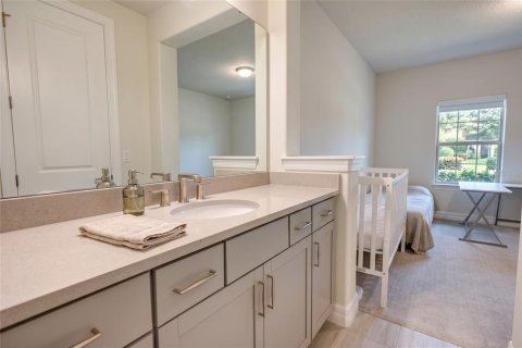 House in Orlando, Florida 4 bedrooms, 390.65 sq.m. № 2104903 - photo 26