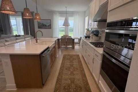 Casa en venta en Sarasota, Florida, 4 dormitorios, 244.52 m2 № 2239432 - foto 5