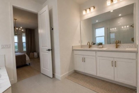 Casa en venta en Sarasota, Florida, 4 dormitorios, 244.52 m2 № 2239432 - foto 7