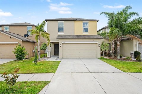 House in Tampa, Florida 4 bedrooms, 167.69 sq.m. № 2094478