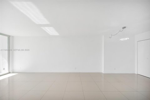Купить кондоминиум в Санни-Айлс-Бич, Флорида 2 спальни, 126.07м2, № 2153023 - фото 15