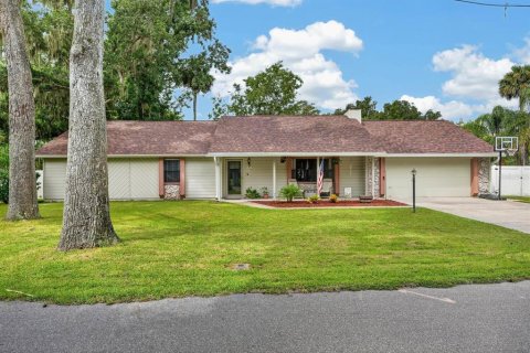 House in Port Orange, Florida 3 bedrooms, 160.44 sq.m. № 2294704