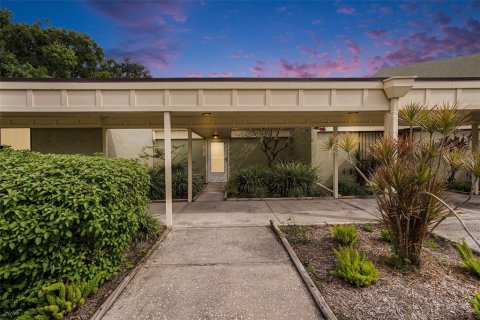Copropriété à vendre à Tampa, Floride: 1 chambre, 58.16 m2 № 1903500 - photo 2