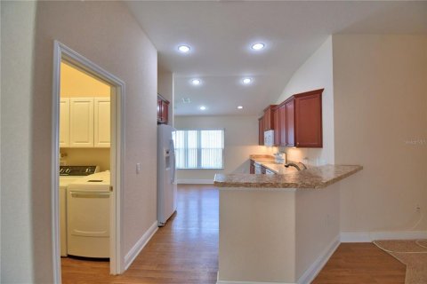 Casa en venta en Winter Haven, Florida, 4 dormitorios, 169.08 m2 № 1899673 - foto 6