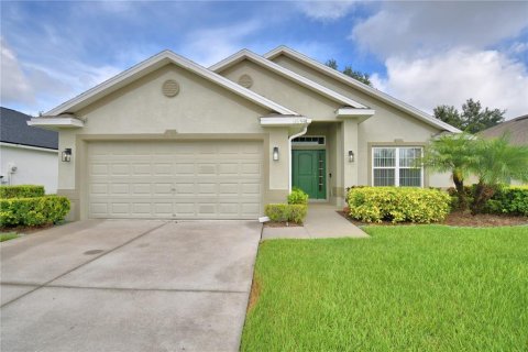 Casa en venta en Winter Haven, Florida, 4 dormitorios, 169.08 m2 № 1899673 - foto 1