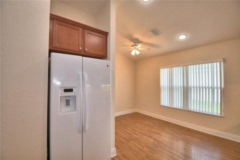 Casa en venta en Winter Haven, Florida, 4 dormitorios, 169.08 m2 № 1899673 - foto 11