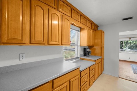 Casa en venta en Tampa, Florida, 3 dormitorios, 145.48 m2 № 2395728 - foto 9