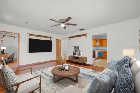 Casa en venta en Tampa, Florida, 3 dormitorios, 145.48 m2 № 2395728 - foto 3