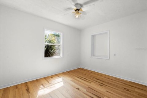 Casa en venta en Tampa, Florida, 3 dormitorios, 145.48 m2 № 2395728 - foto 7