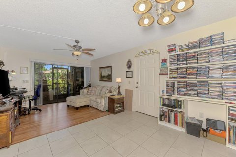 Condominio en venta en Port Charlotte, Florida, 2 dormitorios, 83.52 m2 № 2106344 - foto 15