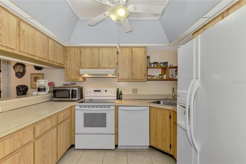 Condominio en venta en Port Charlotte, Florida, 2 dormitorios, 83.52 m2 № 2106344 - foto 20