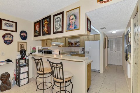 Condominio en venta en Port Charlotte, Florida, 2 dormitorios, 83.52 m2 № 2106344 - foto 17