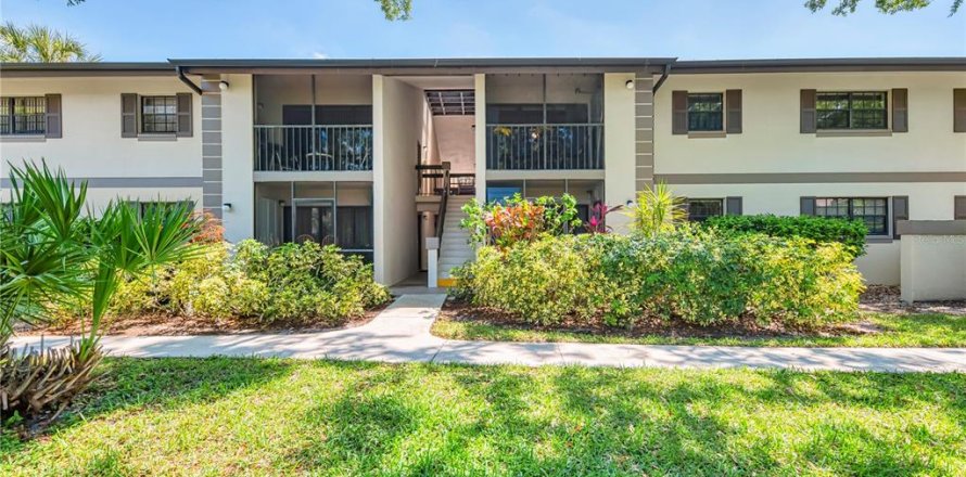 Condominio en Port Charlotte, Florida, 2 dormitorios  № 2106344