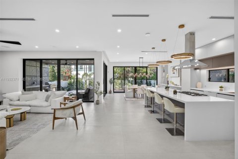 Villa ou maison à vendre à Fort Lauderdale, Floride: 4 chambres, 371.79 m2 № 1992010 - photo 30